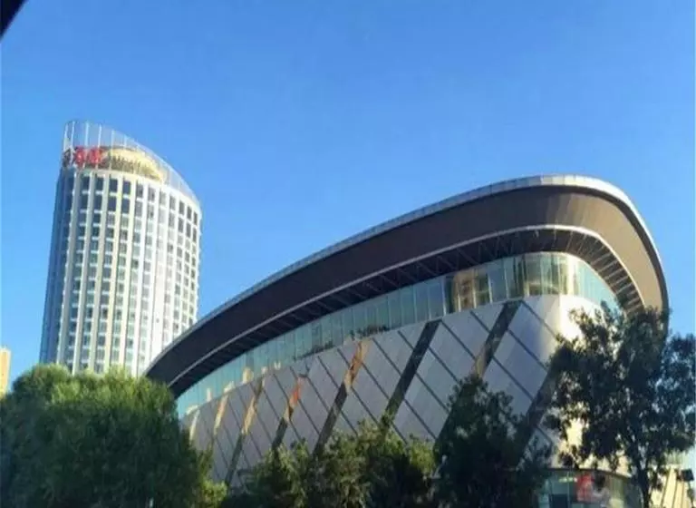 Hotelli Chifeng Jiutian International