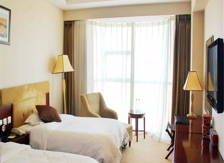 Hotelli Chifeng Jiutian International
