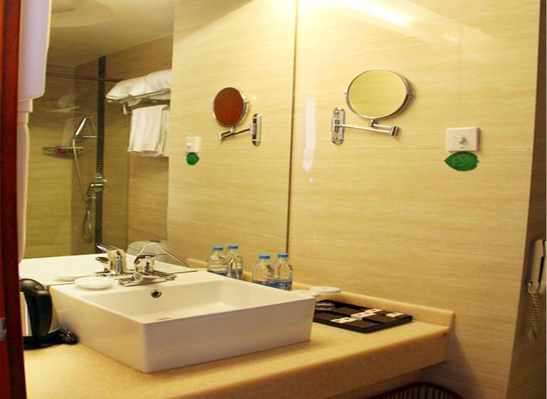 호텔 Chifeng Jiutian International