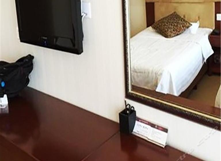 호텔 Chifeng Jiutian International