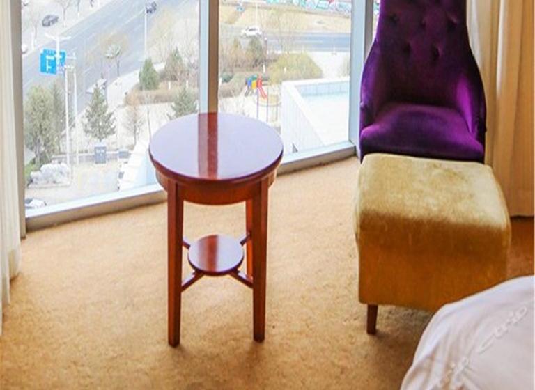 호텔 Chifeng Jiutian International