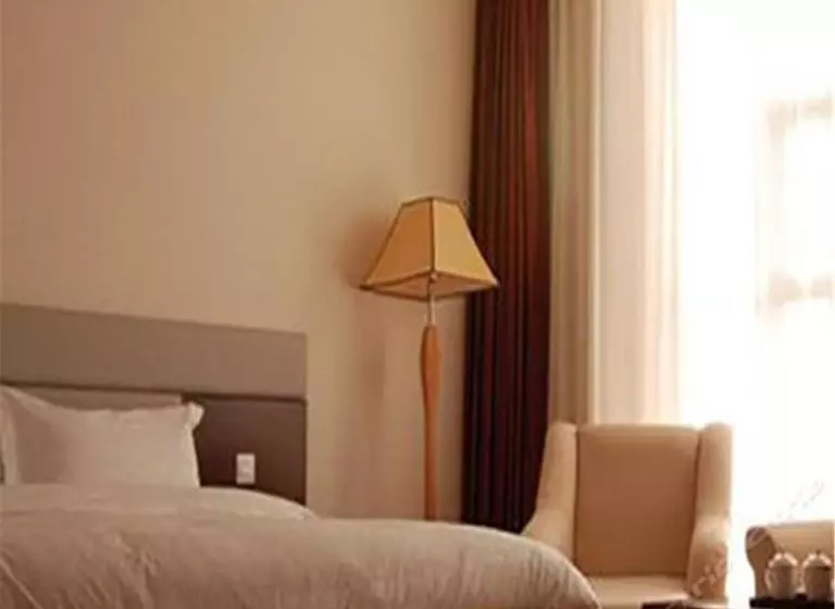 Hotelli Chifeng Jiutian International