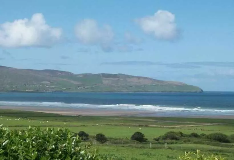 Shores Country House Bed & Breakfast