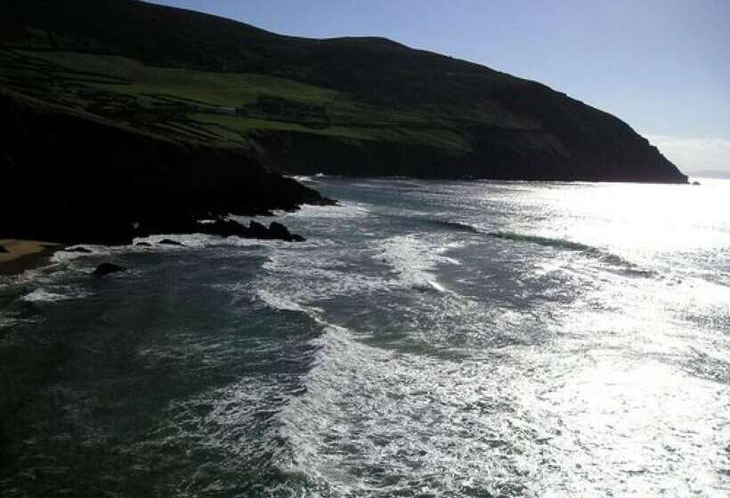 Shores Country House Bed & Breakfast