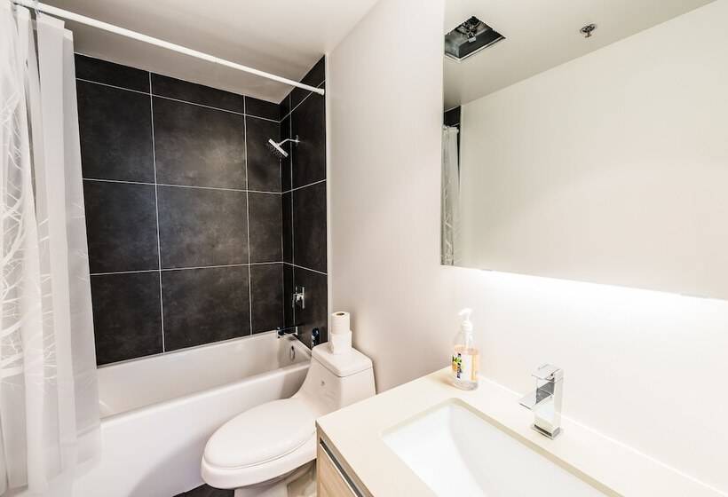 Gladstone Suites   Toronto Central