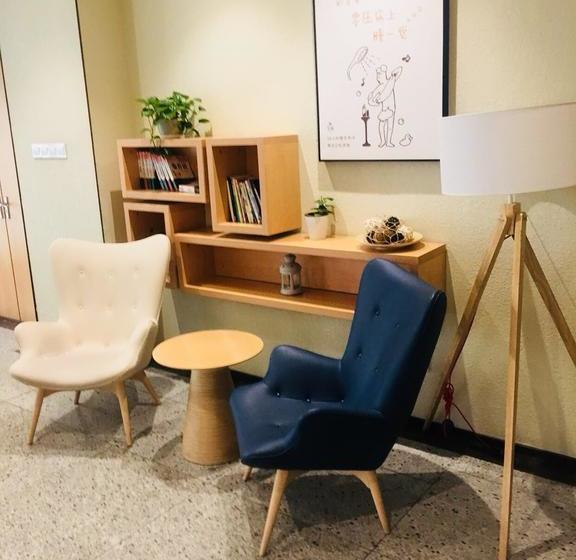 Hotel Hanting  Tianjin Binjiang Road