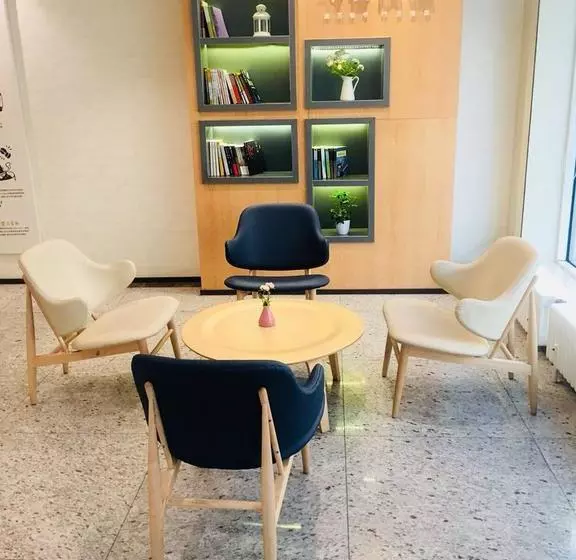 Hotelli Hanting  Tianjin Binjiang Road