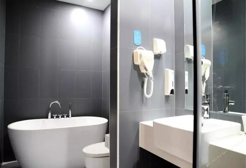 Hotelli Hanting  Tianjin Binjiang Road