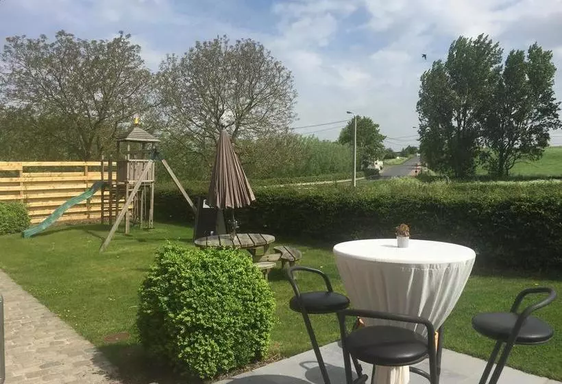 هتل B&b Het Bintjeshof