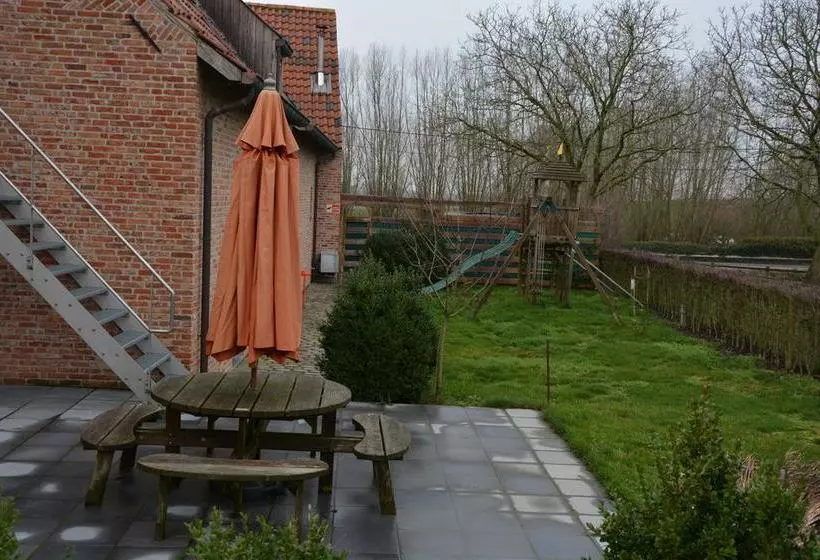 هتل B&b Het Bintjeshof