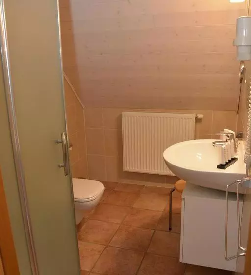 هتل B&b Het Bintjeshof