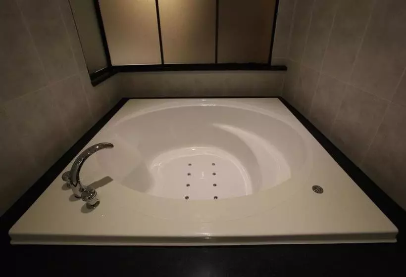 Hotel C&b