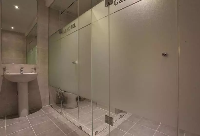 Hotel C&b