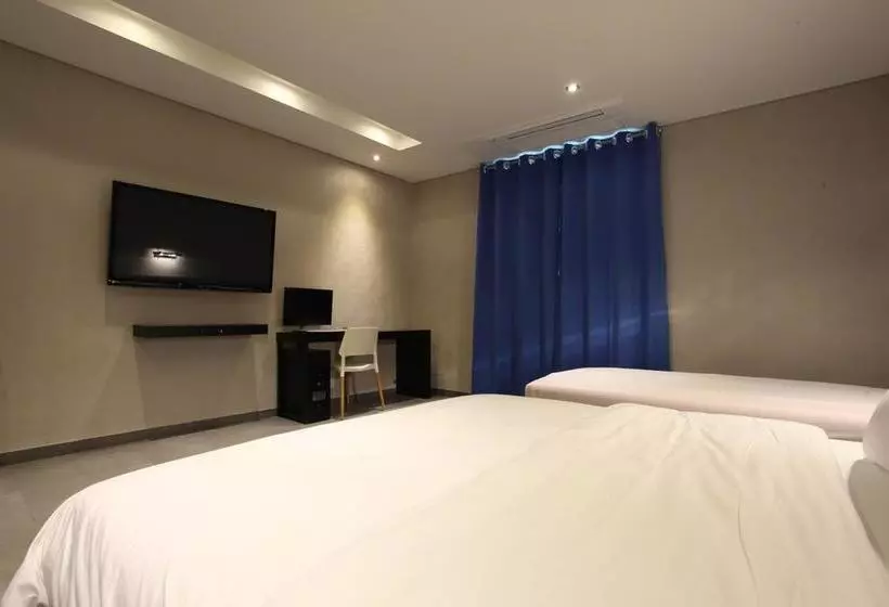 Hotel C&b