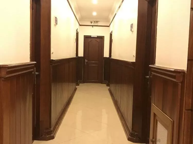ホテル Champey Villa