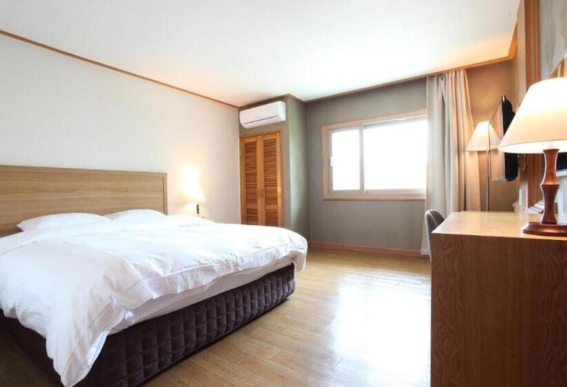 בית מלון כפרי Diamond