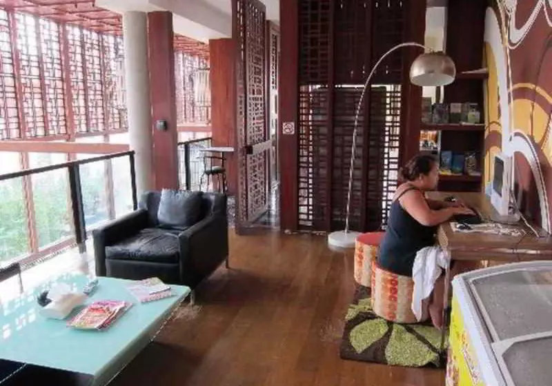 Hotel Ibed Samui - Backpacker