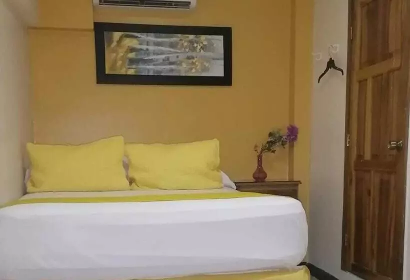 هتل La Plata