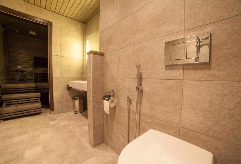 בית מלון כפרי Li Suomutunturi