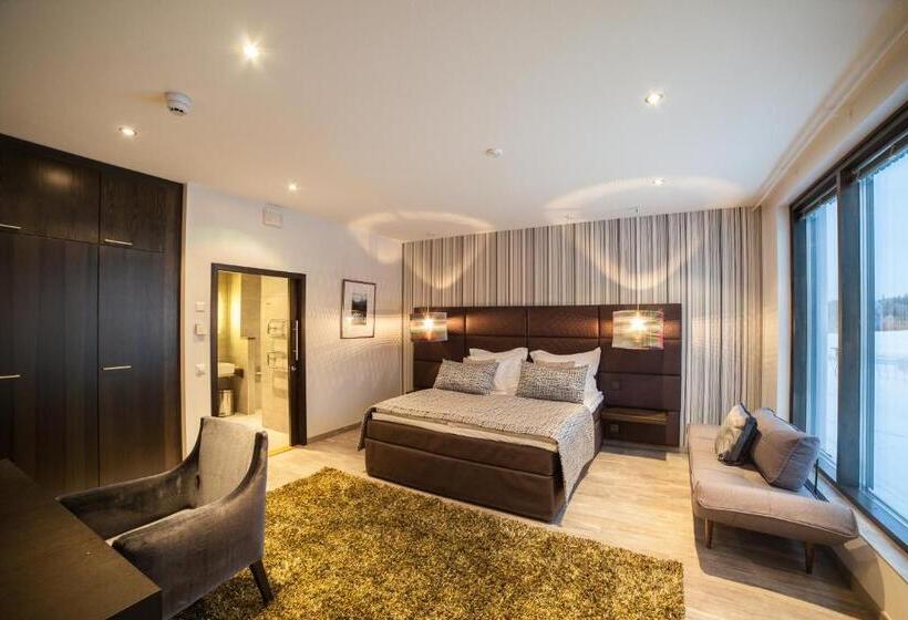 בית מלון כפרי Li Suomutunturi