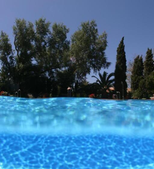 Отель Punta Sur