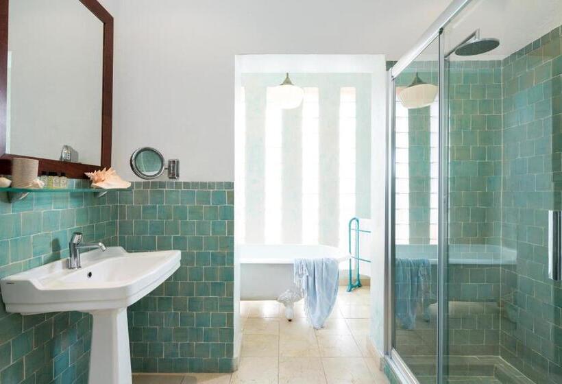 Отель Punta Sur