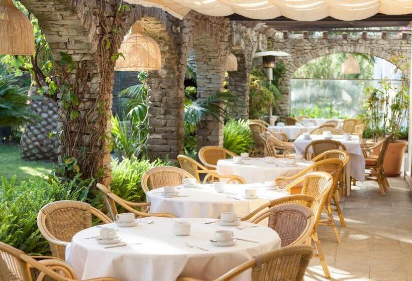 Отель Punta Sur