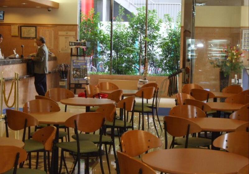 Hotelli Toyoko Inn Jr Yokohama-sen Sagamihara Ekimae