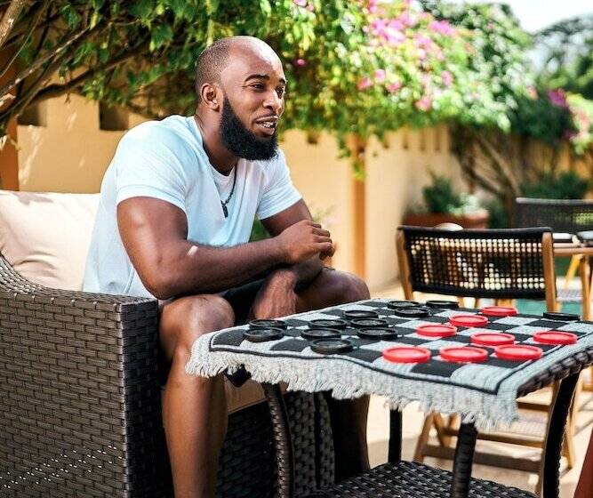 پانسیون Valley Breeze Guest House