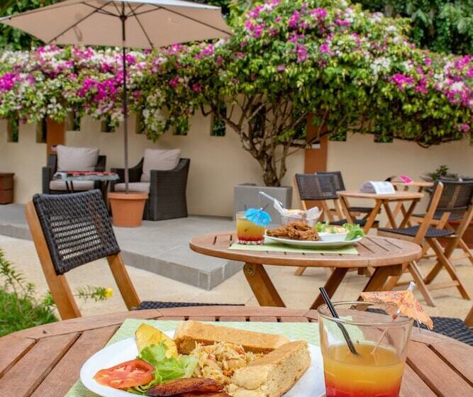 پانسیون Valley Breeze Guest House