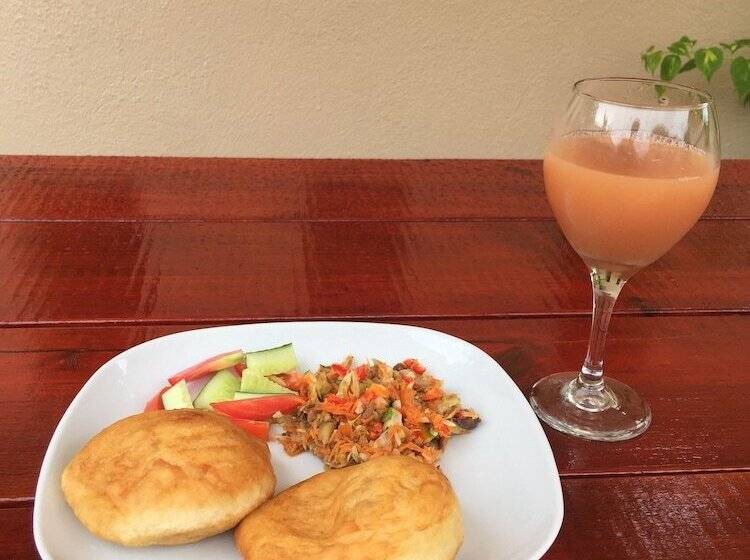 پانسیون Valley Breeze Guest House