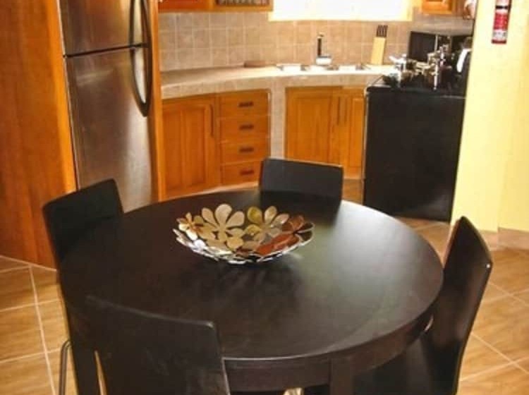 پانسیون Valley Breeze Guest House