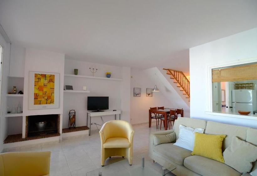Apartamentos Puig Sa Guilla