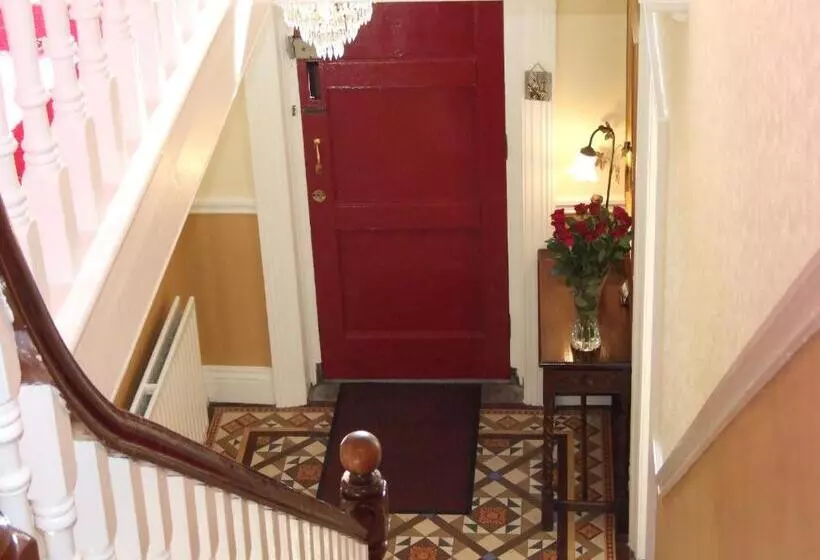 Aamiaismajoitus (B&B) Shannonside House N37hf67