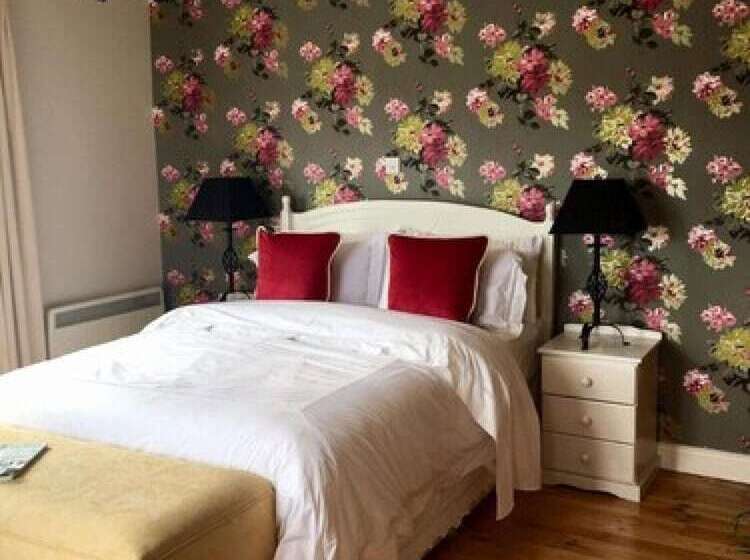 Shores Country House Bed & Breakfast