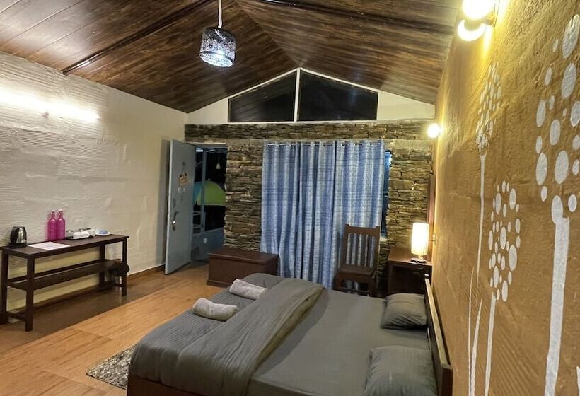 Hotel Family In The Hills By Nature S Glamping