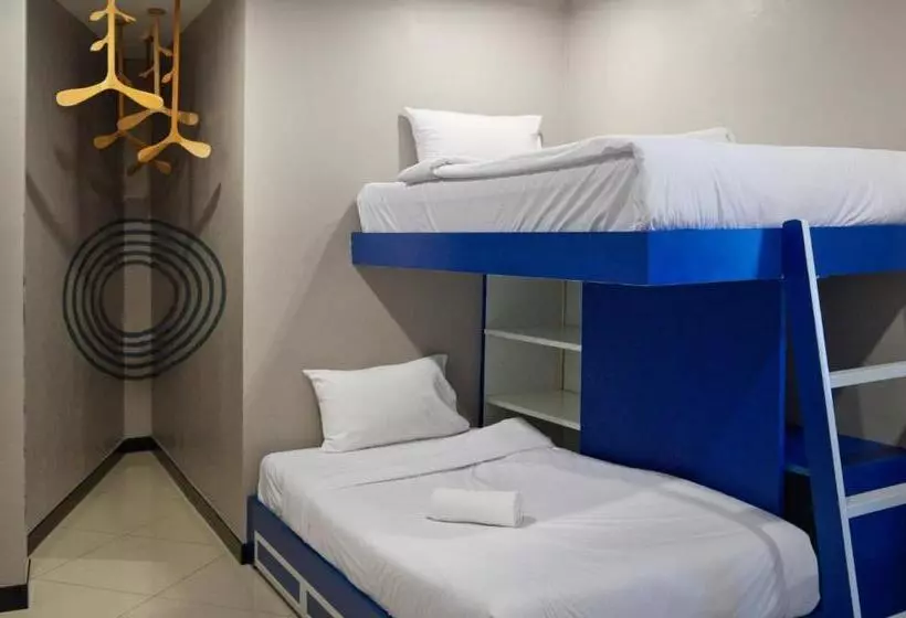 هاستل The Secret Service Bed & Breakfast