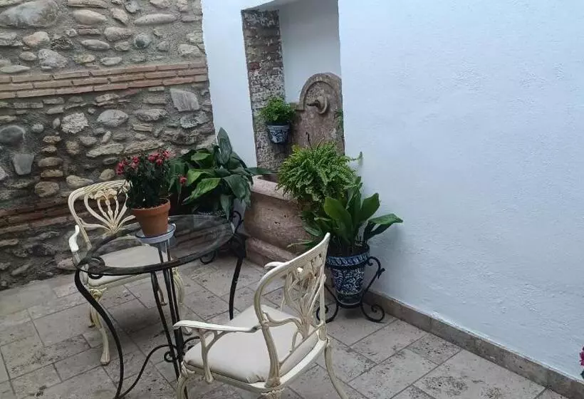 Bed and Breakfast Suite Comares