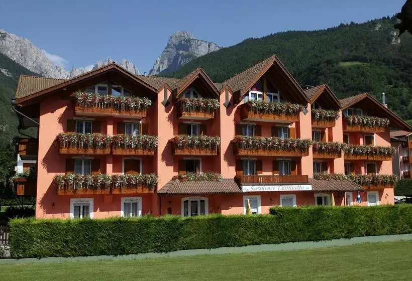 هتل Residence Al Caminetto