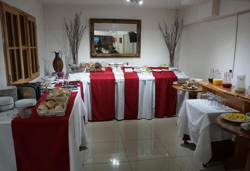 ホテル Castellano