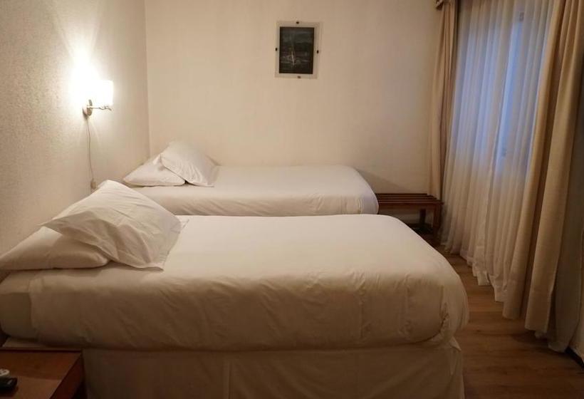 ホテル Castellano