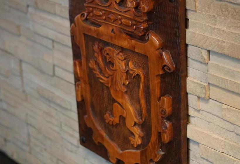 ホテル Castellano