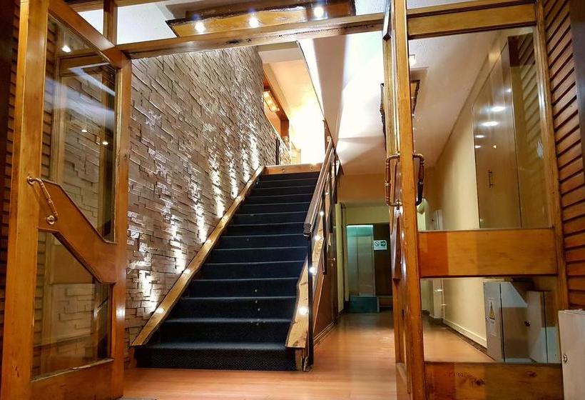 ホテル Castellano