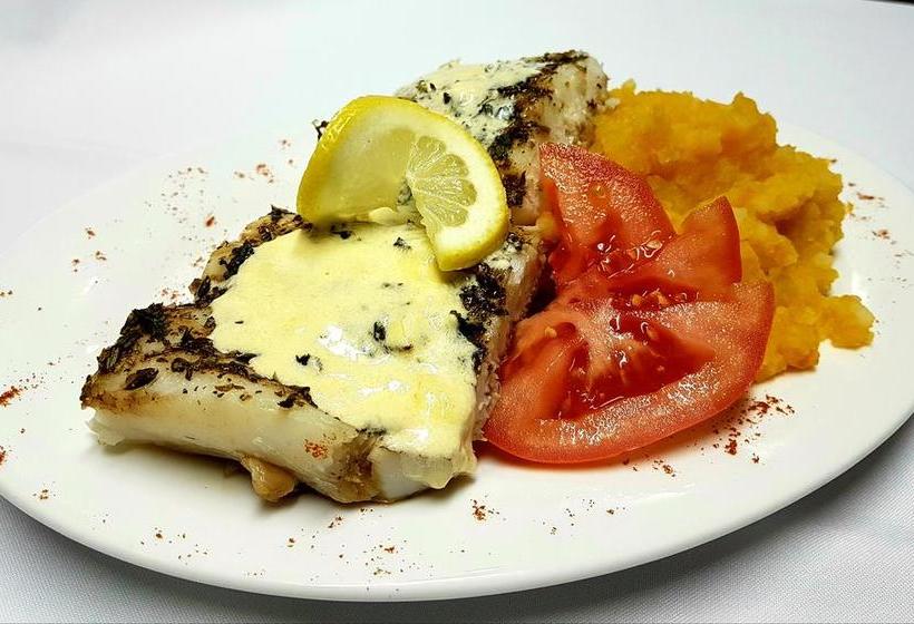 ホテル Castellano