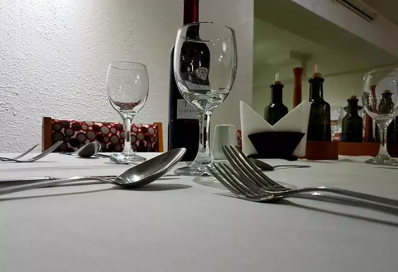 هتل Castellano