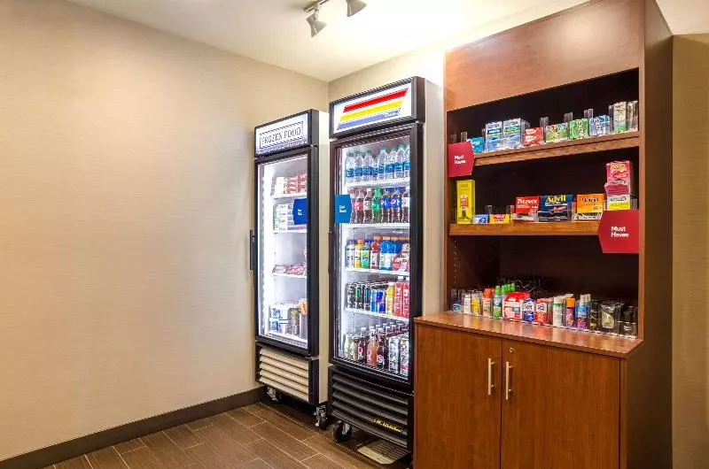 ホテル Comfort Suites Loveland