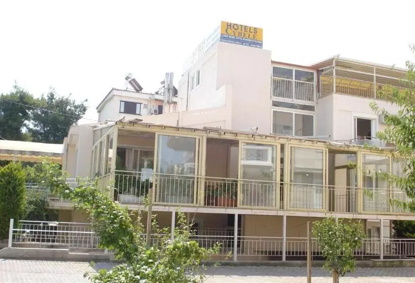 ホテル Cybele Guest Accommodation