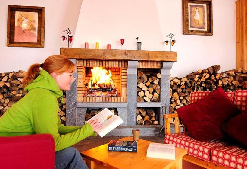 هتل Goélia Les Chalets Des Marmottes