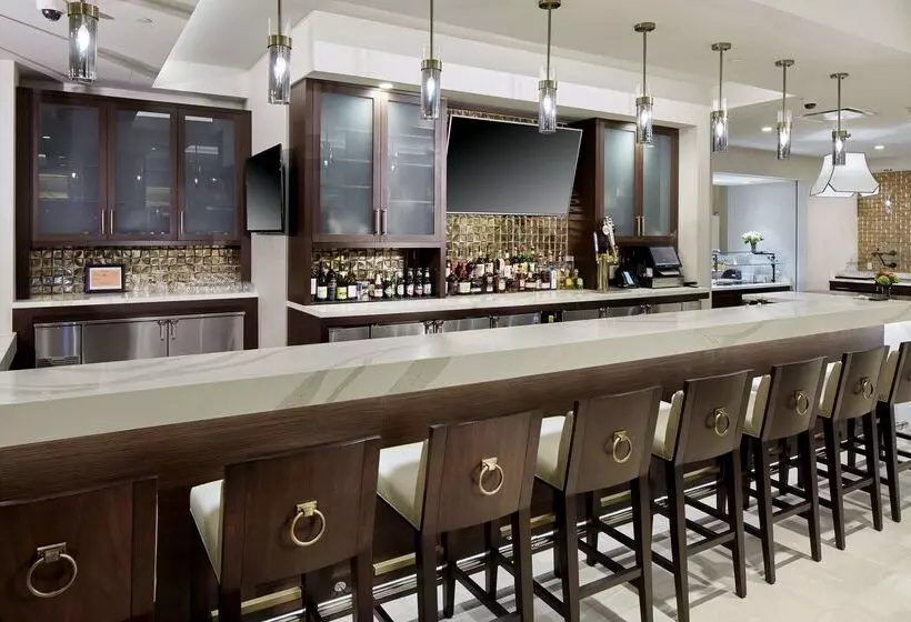 ホテル Hilton Garden Inn Roslyn