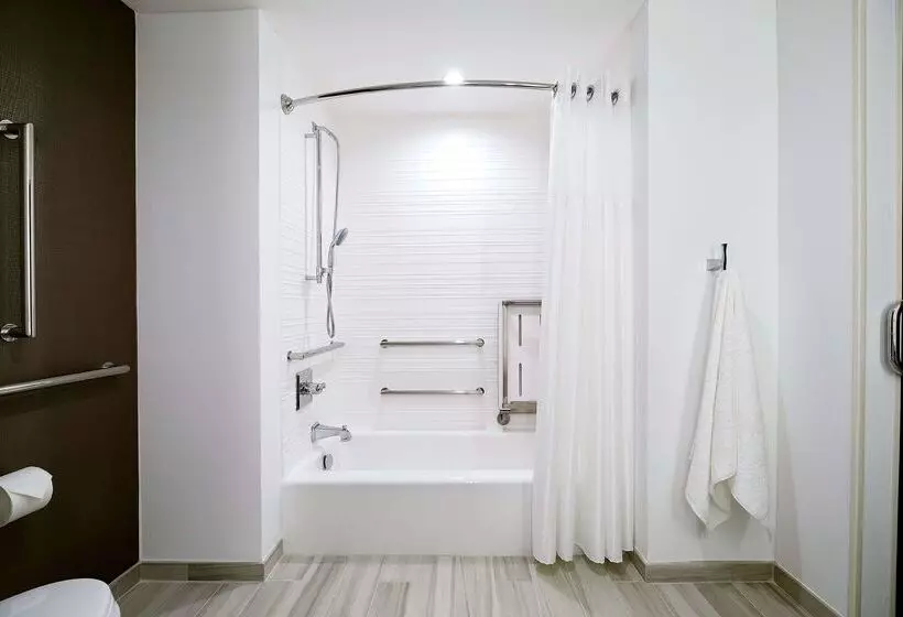 ホテル Hilton Garden Inn Roslyn